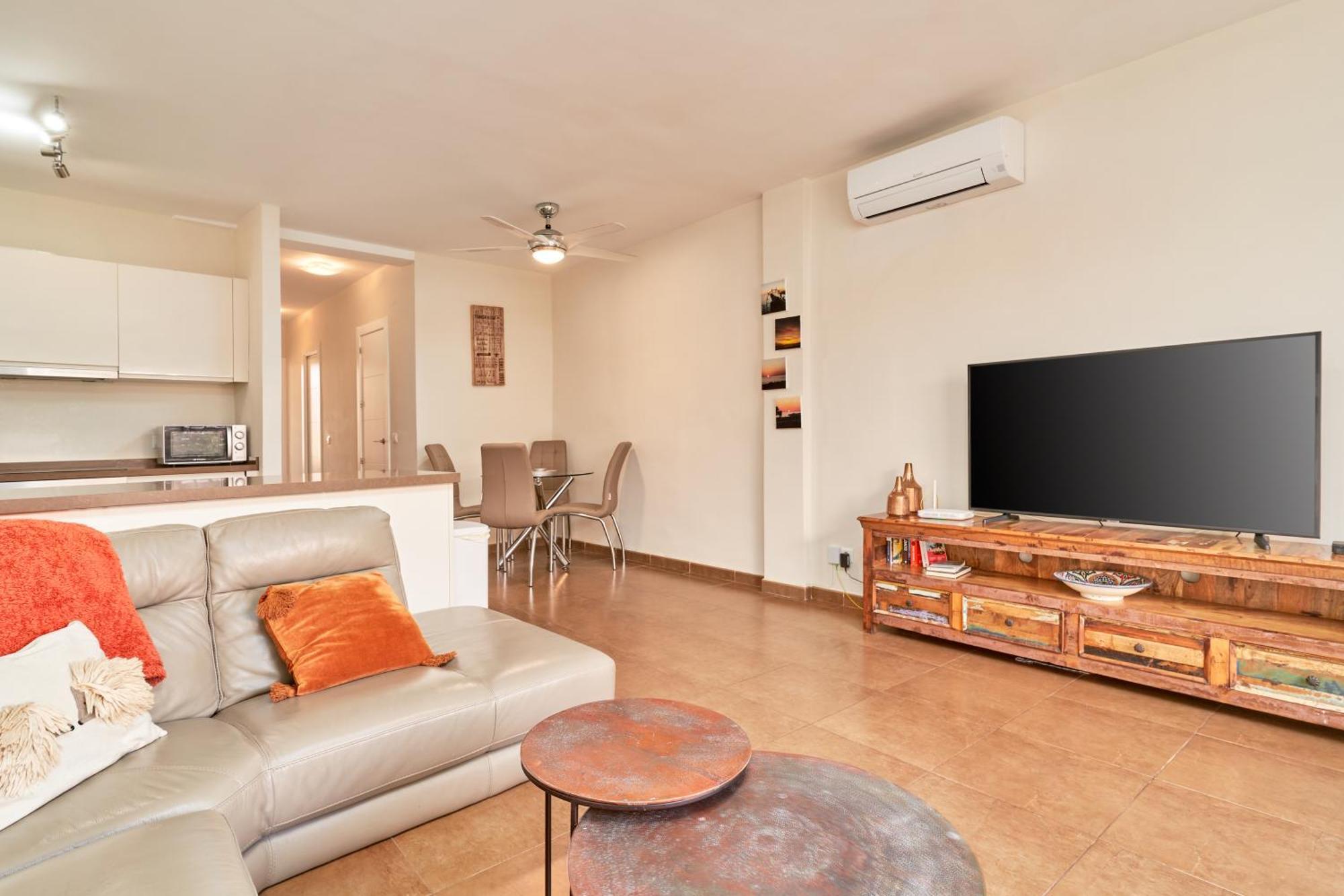 Luxury 1St Floor Apartment In نيرخا المظهر الخارجي الصورة